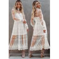 Elegantna bela čipkasta dolga obleka z visokim ovratnikom in z dolgimi rokavi Lyla
