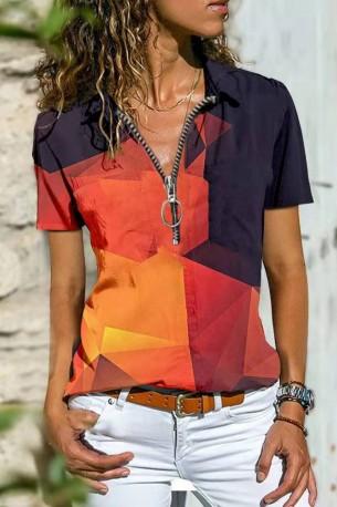 Majica s kratkimi rokavi s poletnim potiskom Bohemia in z ovratnikom Annalise