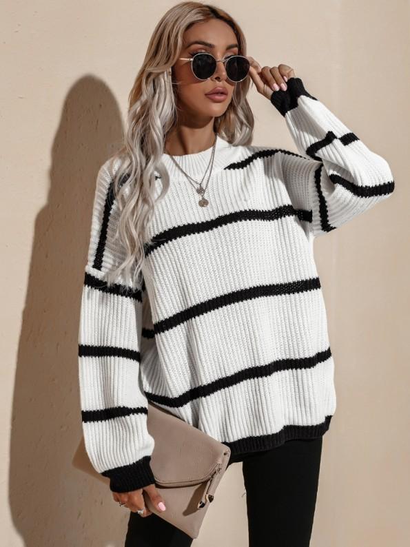 Ohlapni beli črtasti pulover puloverji Adrienne