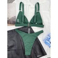 Zelene dvodelne kopalke z V-izrezom Maty