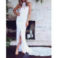 Bela dolga čipkasta poročna obleka brez rokavov Dorrie