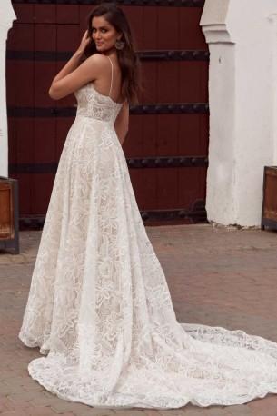 Bela večerna obleka s čipkastim trakom Luciana