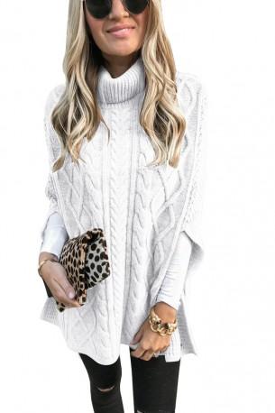 Beli dolgi pulover z izrezom in 3/4 rokavi Maša