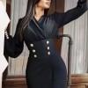 Črna elegantna mini obleka z dolgimi rokavi in zlatimi gumbi Mika
