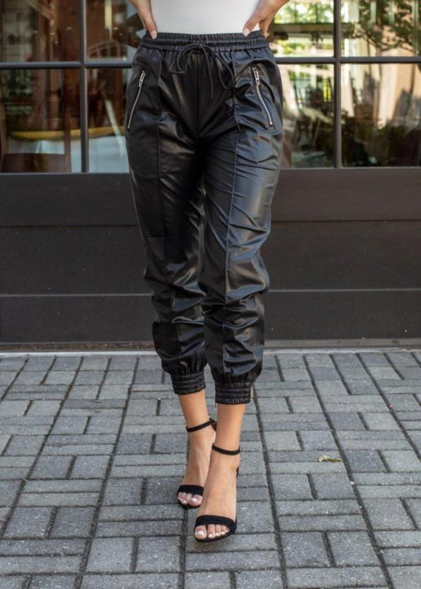 Črne  ohlapne hlače na vezalke iz PU zadrge