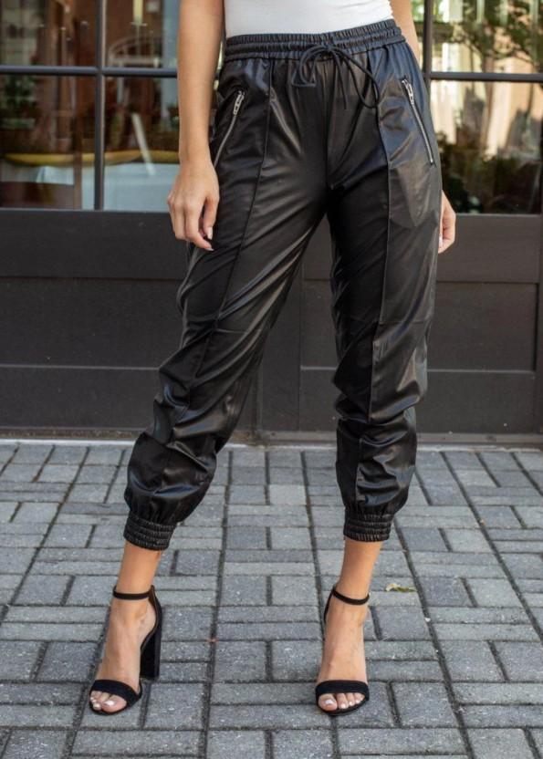 Črne  ohlapne hlače na vezalke iz PU zadrge