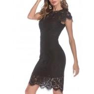 Elegantna midi obleka iz črne čipke Maya