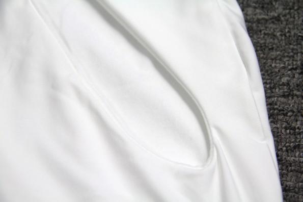 Formalna bela mini obleka z enim ramenom na eno ramo Endy