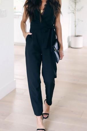 Kombinezon obleka brez rokavov v črni barvi s čipkastimi detajli Irish