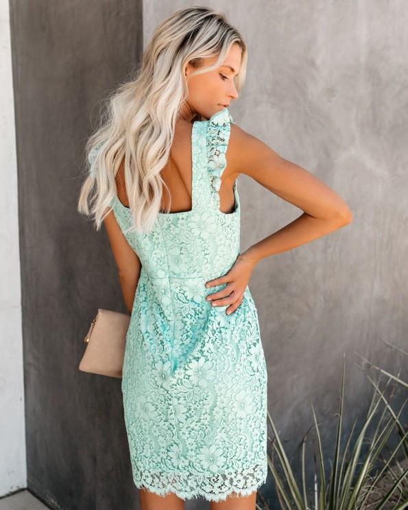 Nebeško plava obleka s polnimi čipkami Gloria