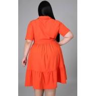 Oranžna drsalna obleka za močnejše postave Inna