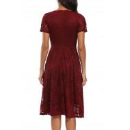 Rdeča obleka s čipkami in kratkimi rokavi Beatrix