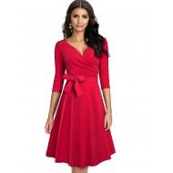 Rdeča vintage obleka  z V izrezom Carmen