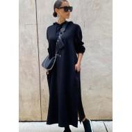 Črna dolga obleka z dolgimi rokavi in s kapuco Sanya