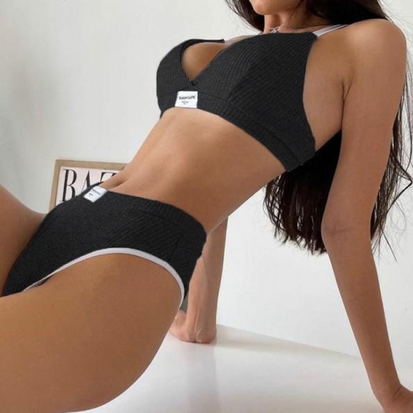 Črne dvodelne kopalke z V-izrezom Fanna