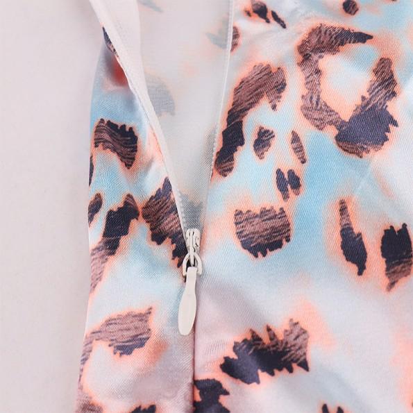 Seksi obleka s stranskim trakom z režastim tiskom iz leoparda Leona