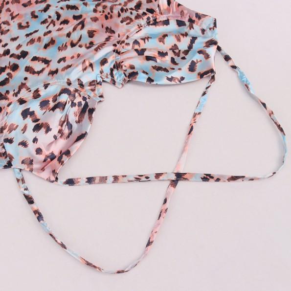 Seksi obleka s stranskim trakom z režastim tiskom iz leoparda Leona