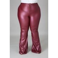 Udobne usnjene hlače rdeče barve za močnejše postave Molly